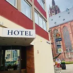 Paulaner Am Dom Hotel 3*