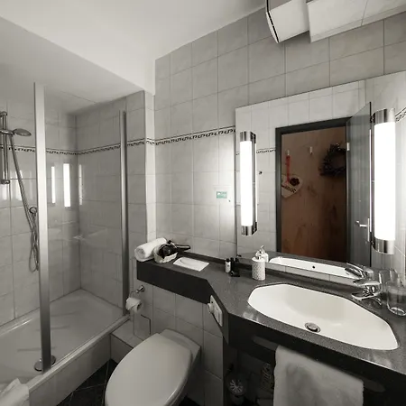 Paulaner Am Dom Hotel 3*