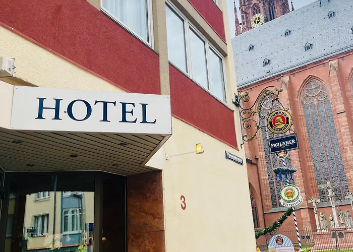 Paulaner Am Dom Hotel 3*