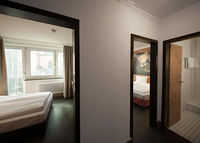 Paulaner Am Dom Hotel 3*